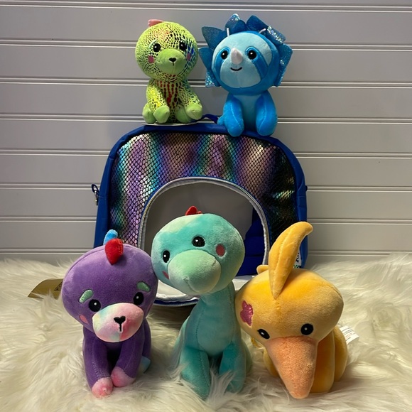 Pomkinz Dinosaur ๐ฆ ๐ฆ Pet Pals Set of 5 Stuffed Animals Rainbow Bag. - Picture 1 of 16